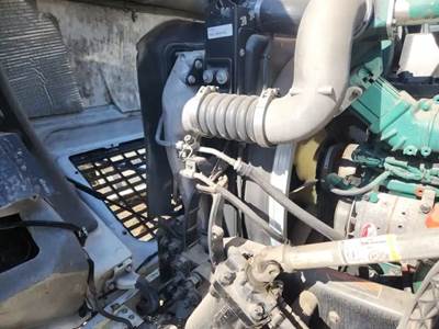 Volvo VNL Cooling Assembly