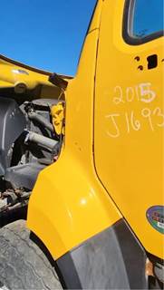 Freightliner 108SD Cowl