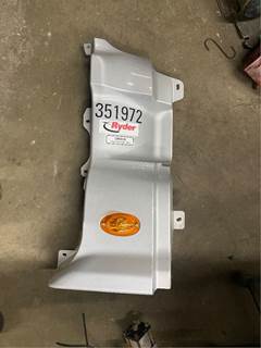 Freightliner Cascadia 113 Cowl