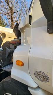 Freightliner Cascadia 113 Cowl