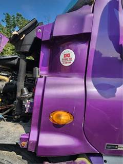 Freightliner Cascadia 125 Cowl