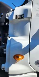 Freightliner Cascadia 125 Cowl