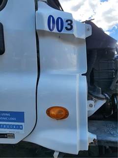 Freightliner Cascadia 125 Cowl