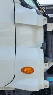 Freightliner Cascadia 125 Cowl