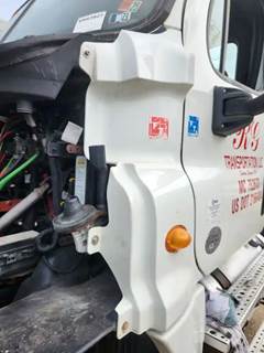 Freightliner Cascadia 125 Cowl