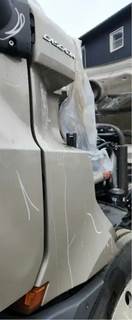 Freightliner Cascadia 126 Cowl