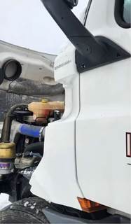 Freightliner Cascadia 126 Cowl