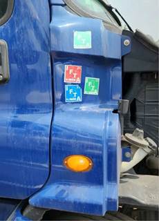 Freightliner Cascadia 132 Cowl