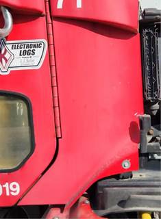 Freightliner Columbia 112 Cowl