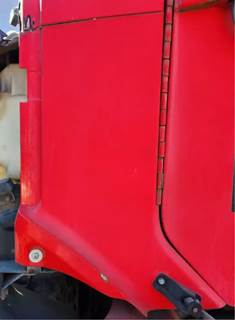 Freightliner Columbia 120 Cowl