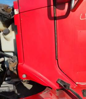 Freightliner Columbia 120 Cowl