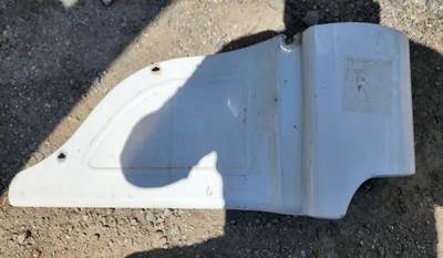 Freightliner M2 106 Cowl