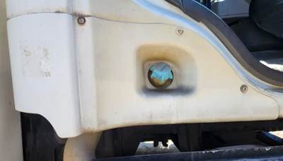 Freightliner M2 106 Cowl