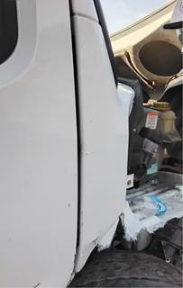 Freightliner M2 106 Cowl