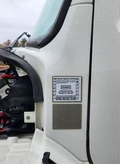 Freightliner M2 106 Cowl