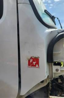 Freightliner M2 106 Cowl