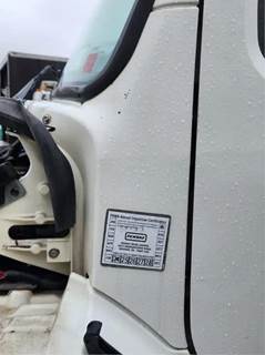 Freightliner M2 106 Cowl