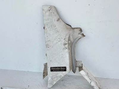 Freightliner M2 106 Cowl