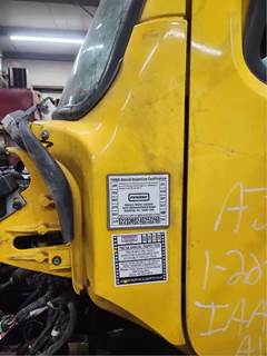 Freightliner M2 106 Cowl