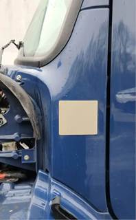 Freightliner M2 106 Cowl