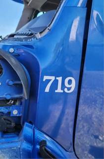 Freightliner M2 106 Cowl