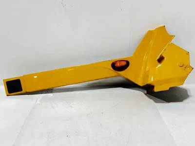 International LT625 Cowl