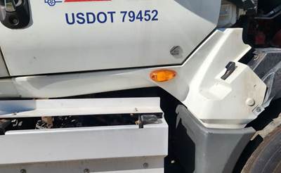 International LT625 Cowl