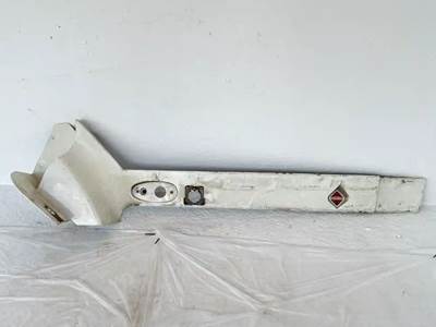 International ProStar Cowl