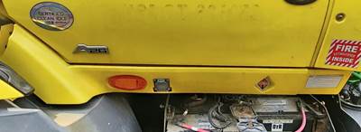 International RH613 Cowl