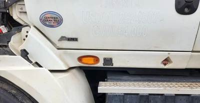 International RH613 Cowl