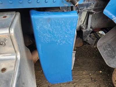 Peterbilt 389 Cowl