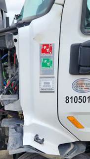 Peterbilt 579 Cowl