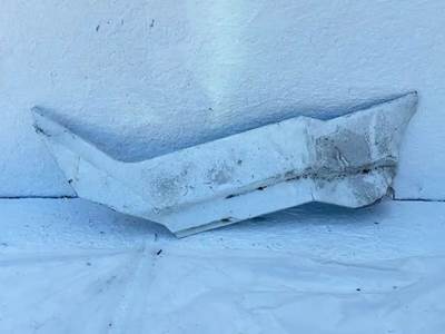 Sterling M7500 Cowl for a 2001 Sterling M7500 ACTERRA