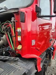 Volvo VNL Cowl