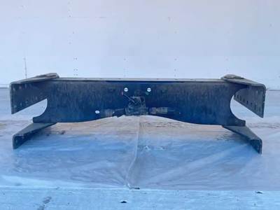 Volvo VNL Crossmember