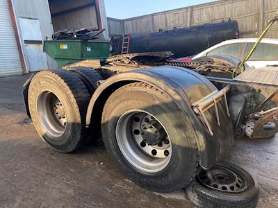 Axle Alliance Cutoff for a 2012 Freightliner Cascadia 125