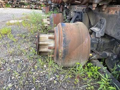 Dana-Spicer DS404 Cutoff for a 2013 Freightliner Cascadia 125