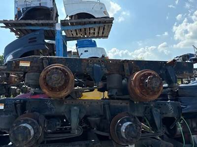 Detroit Cutoff for a 2016 Freightliner Cascadia 125