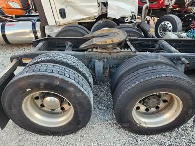 Detroit RT40-4N Cutoff for a 2017 Freightliner Cascadia 125