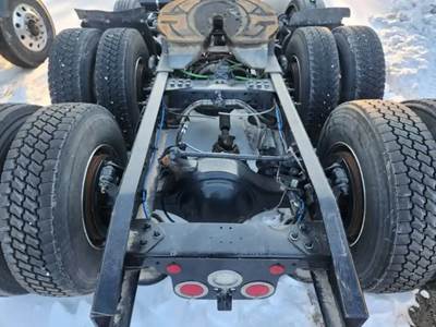 Detroit RT40-NFD Cutoff for a 2024 Freightliner Cascadia 116 Day Cab