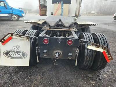 Mack Cutoff for a 2004 Mack CV713 Granite