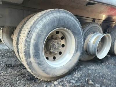 Mack Cutoff for a 2007 Mack 700