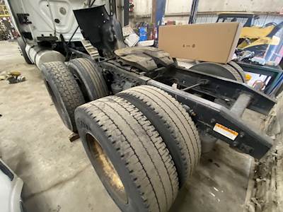 Meritor-Rockwell MT4014X Cutoff for a 2012 Freightliner Cascadia 125