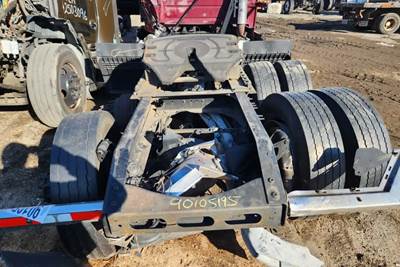 Meritor-Rockwell MT40-14X Cutoff for a 2015 Volvo VNL