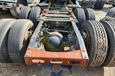 Meritor-Rockwell MT40143 Cutoff for a 2004 Freightliner Columbia 120