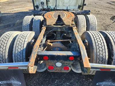 Meritor-Rockwell MT40143 Cutoff for a 2011 Freightliner Cascadia 125