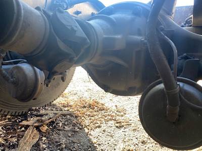 Meritor-Rockwell MT40-14X Cutoff for a 2012 Freightliner Cascadia 125