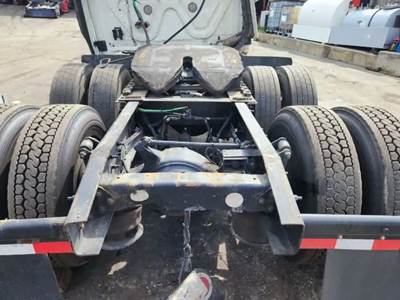 Meritor-Rockwell MT4014X Cutoff for a 2014 Freightliner Cascadia 125