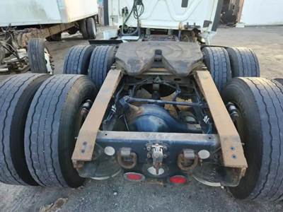 Meritor-Rockwell RT40 Cutoff for a 2015 Freightliner Cascadia 125