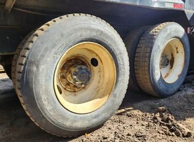 Meritor-Rockwell RT46160 P Cutoff for a 2002 Sterling L9500